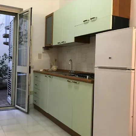 Relax A Pochi Minuti Dal Centro Apartment *